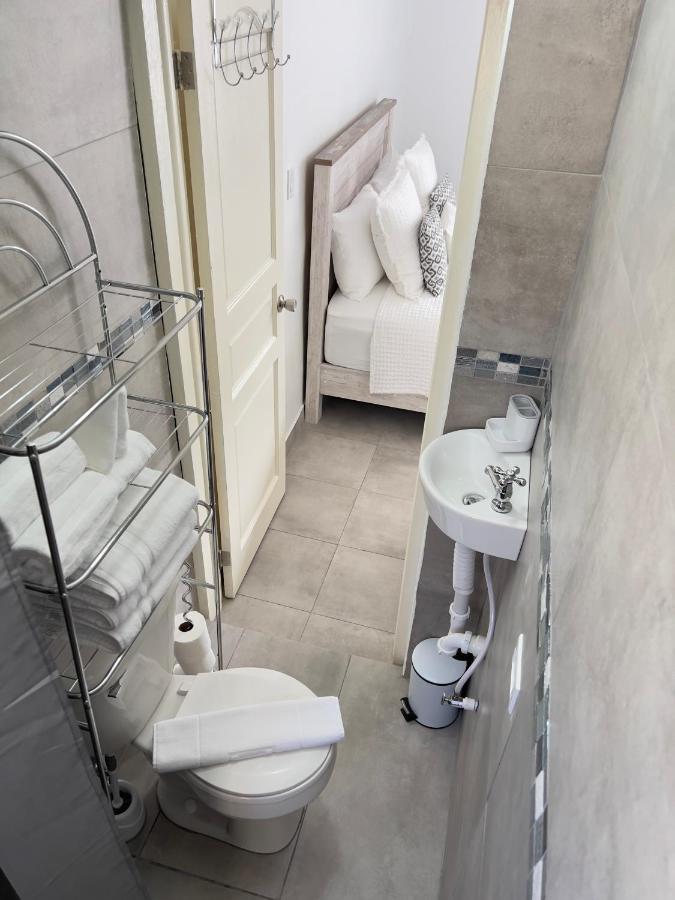 Little Cole Bay Apartment Koolbaai Ngoại thất bức ảnh